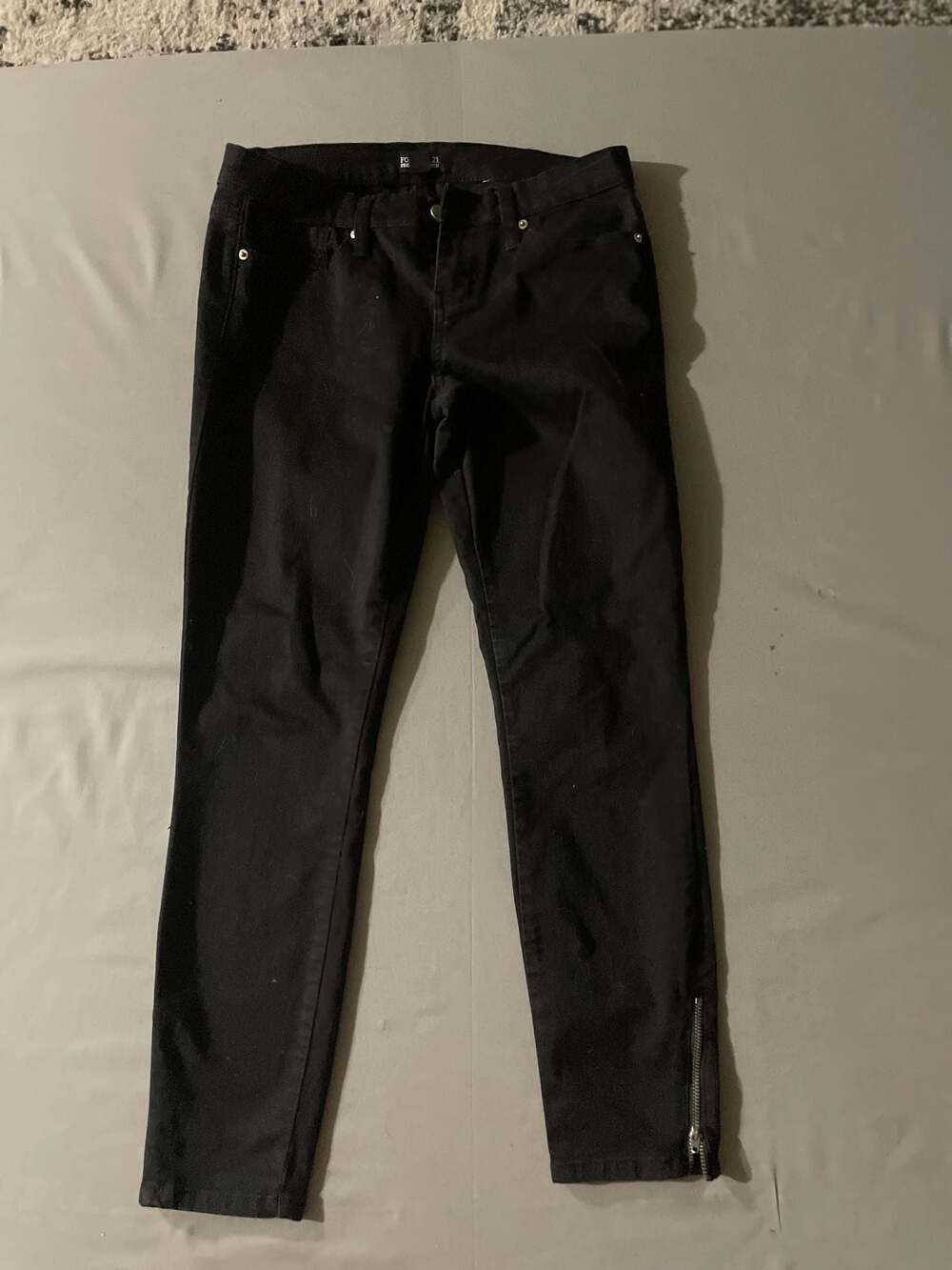 Forever 21 Premium Denim Black Skinny Jeans with Ankle Zippers